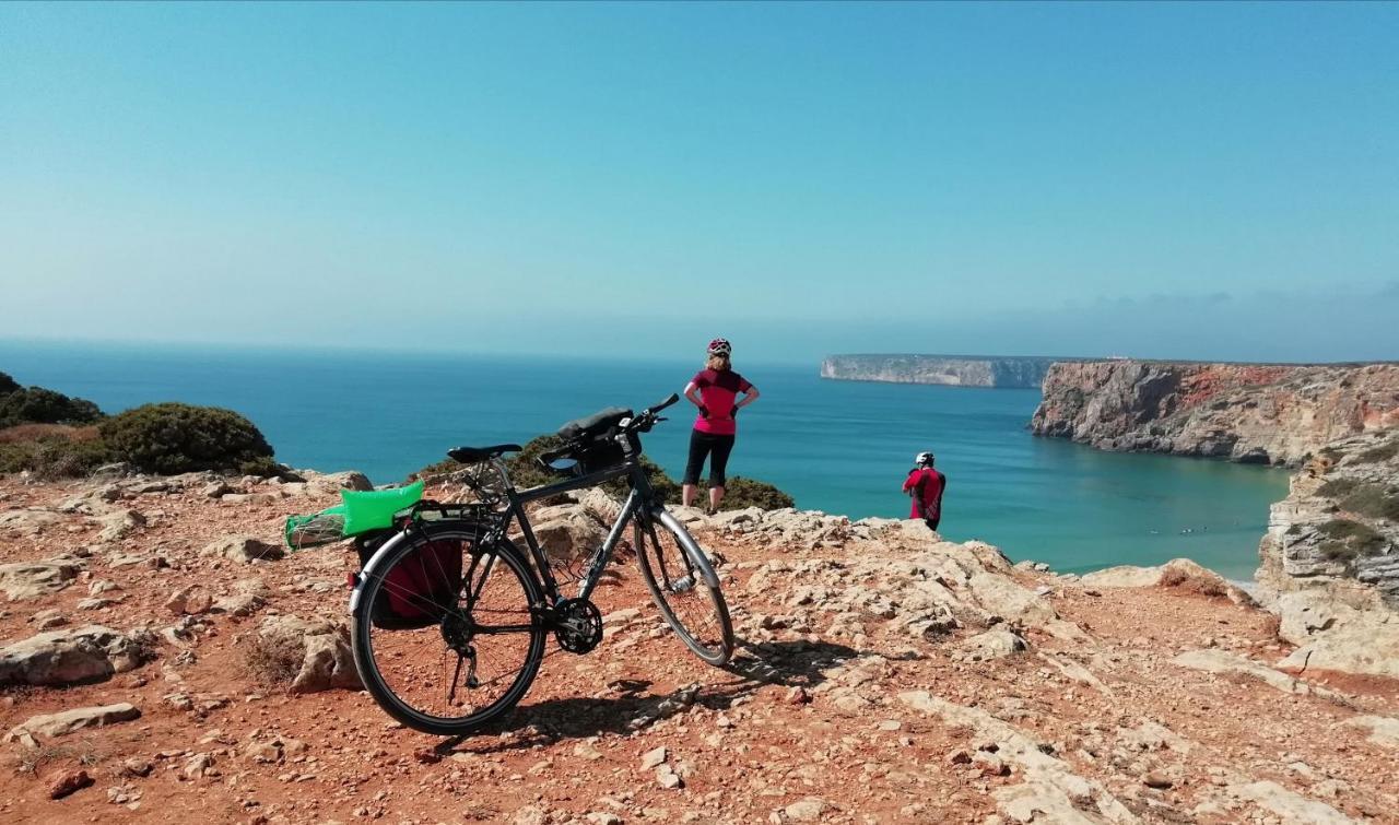 Blacksheep Sagres Guesthouse & Surf ภายนอก รูปภาพ
